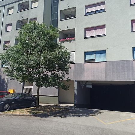 Zagreb Lake Star & Included Garage Parking Place Εξωτερικό φωτογραφία